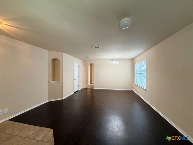 Photo - 249 Val Verde Dr