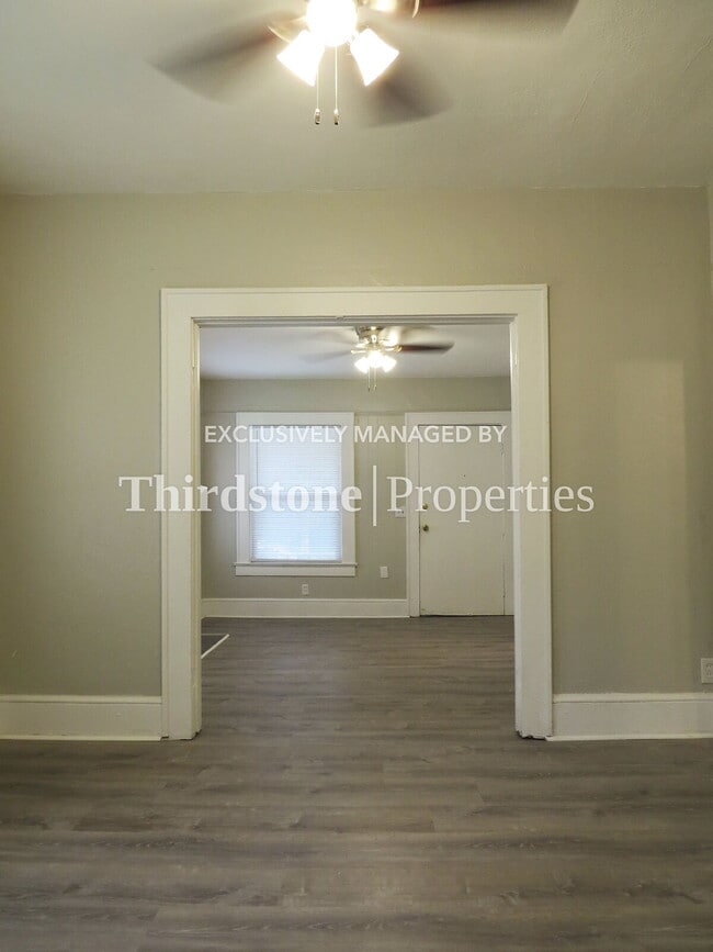 Photo - 2899 Dignan St