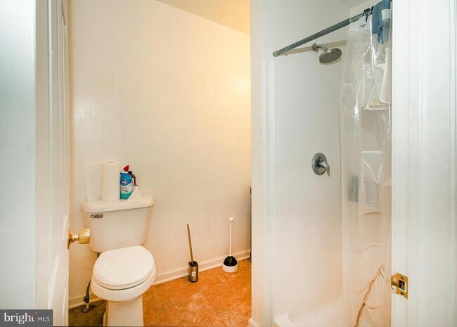 Photo - 16 Sherwood Ln