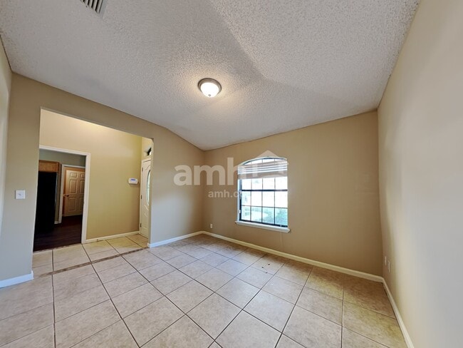 Photo - 3753 Woodbriar Dr