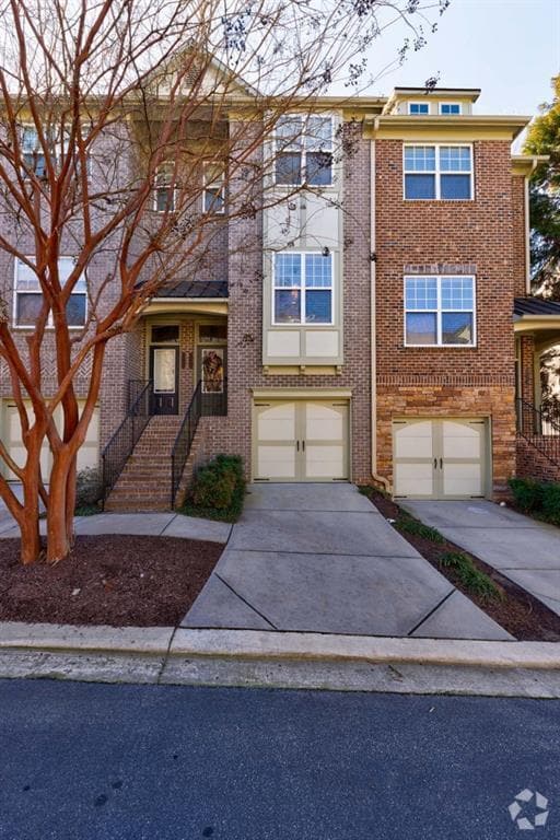 Building Photo - 2022 Cobblestone Cir NE Rental