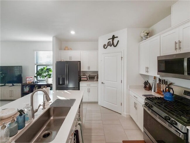 Photo - 18347 Ridgeline Dr