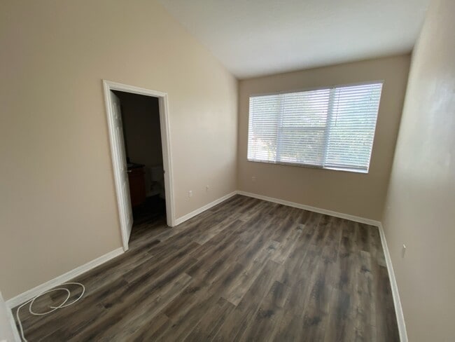 Photo - 3855 74th Way N