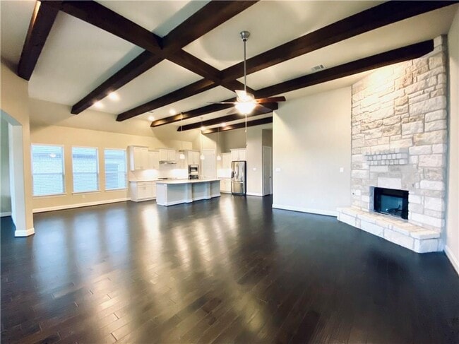Photo - 821 Richardson Ln