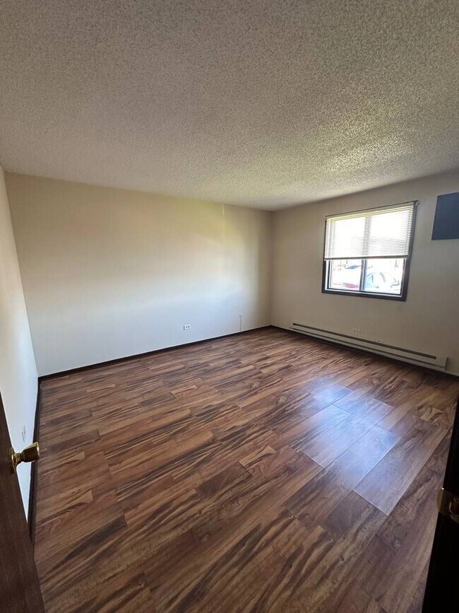 Photo - 5160 Thomas Dr