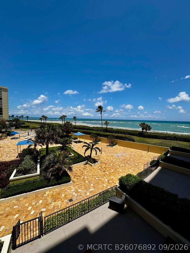Building Photo - 100 Ocean Trail Way Unit 303