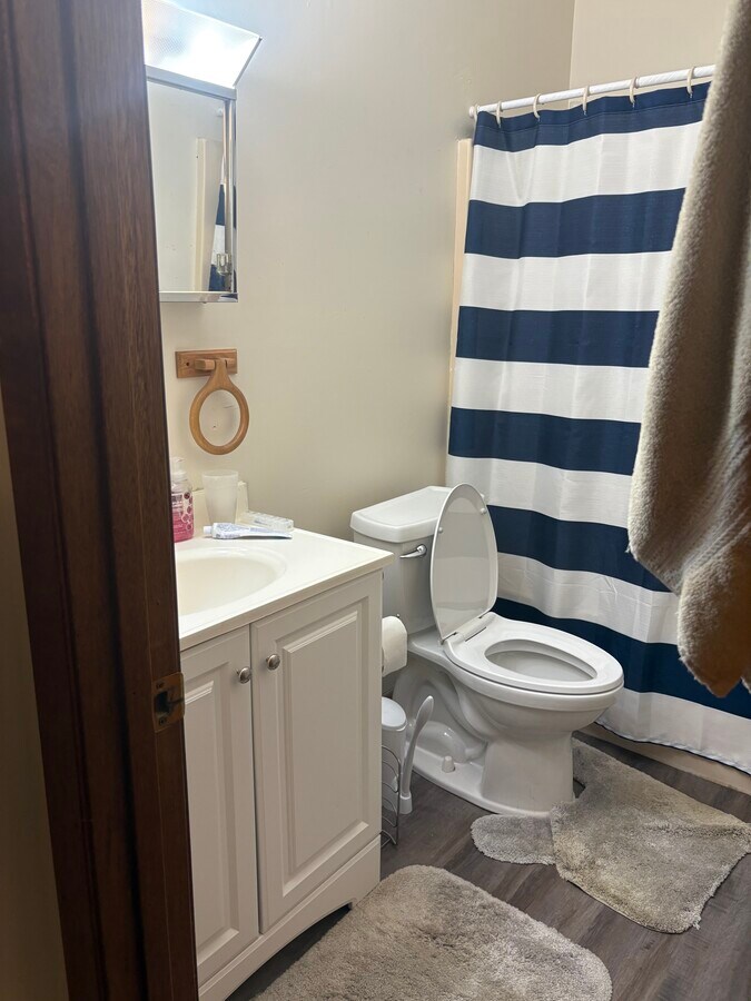 Photo - Hill Crest Court Apartments 3 Unit 3