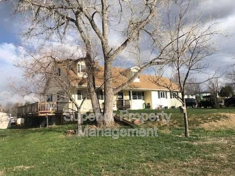 Photo - 950 County Rd 2E