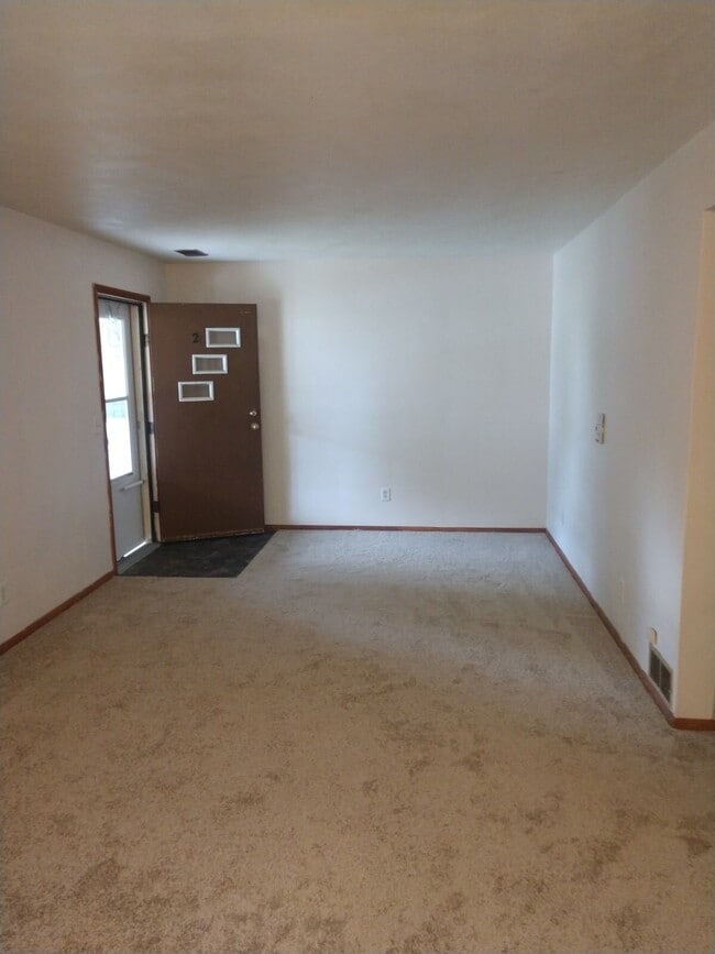 403 Ellen Ave.