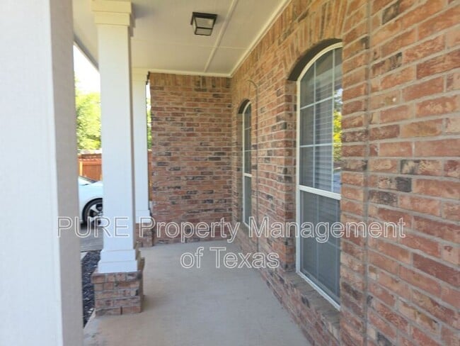 Photo - 2609 Butler Way