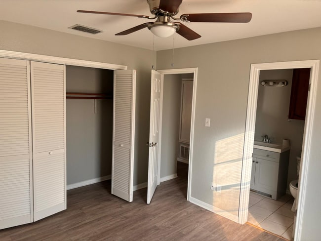 Photo - 7202 Mansions Dr