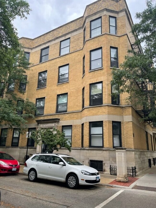 Building Photo - 1 Bedroom 1 Bathroom Unit 3W