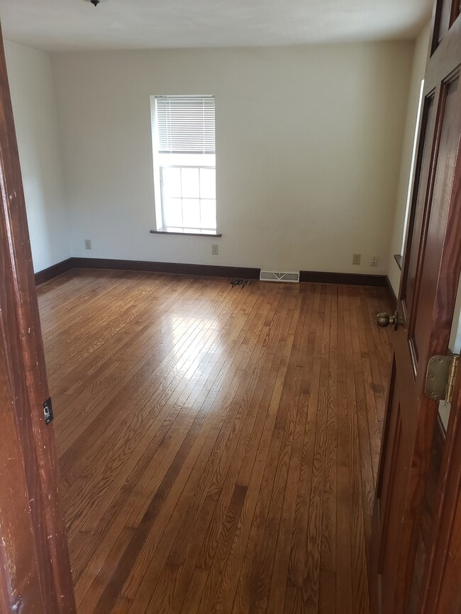 Photo - 520 E Johnson St Unit 1