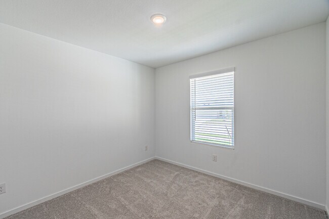 Bedroom1 - 1932 Ventasso Blvd