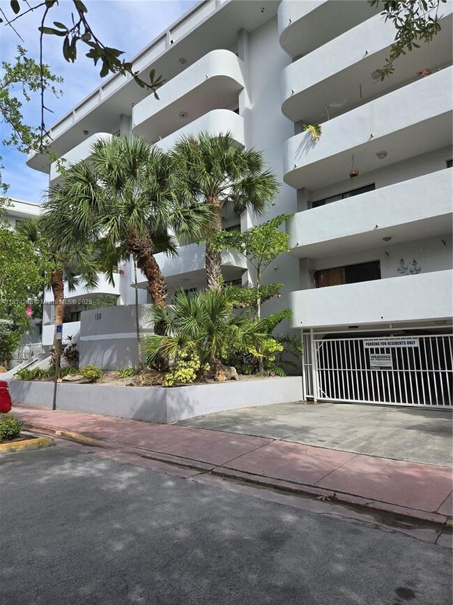 Building Photo - 130 S Shore Dr Unit 3B Rental