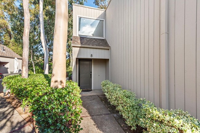 Photo - Charming Townhome in Turtle Rock