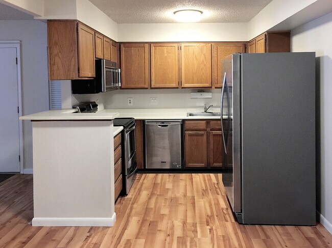 341 Wright St Unit 341 Wright St. #108