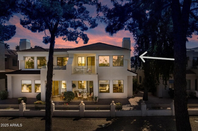 Building Photo - 8270 Hayden Rd Unit 2018