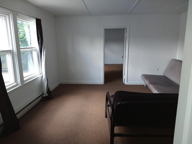 Photo - 32 Broad St Unit #3
