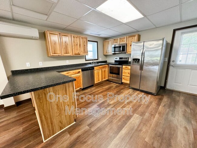 Photo - 115 E Bald Eagle St