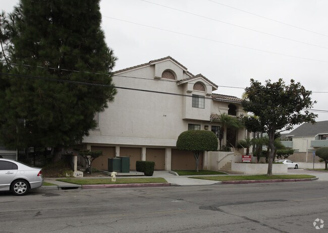 The Villas at Anaheim - The Villas at Anaheim