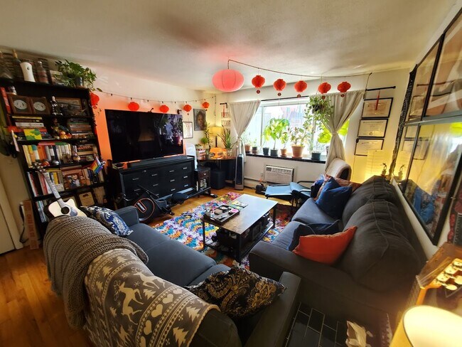 Photo - 245 Kelton St Unit 24