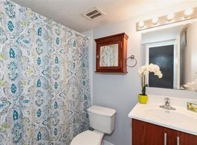 Photo - Adorable 1 Bed 1 Bath in the Milk District!