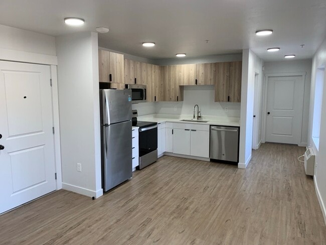 Building Photo - 404 E 5600 S Unit 208