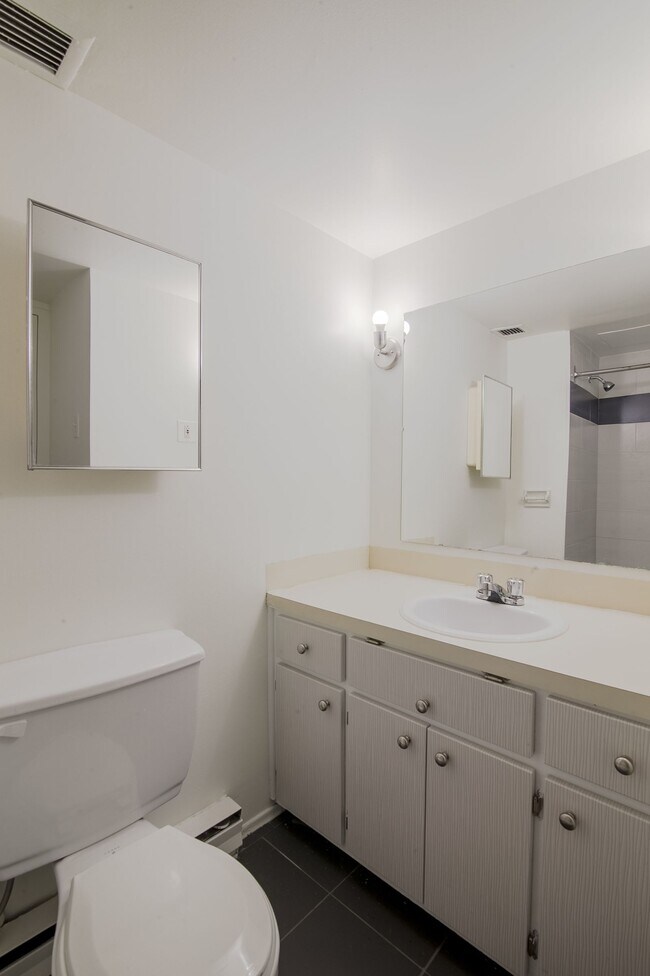 Photo - 2285 Rue St Mathieu Unit 1105