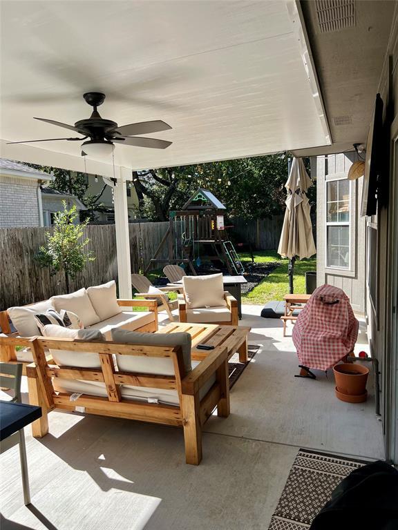 Photo - 1000 Blue Bird Ct