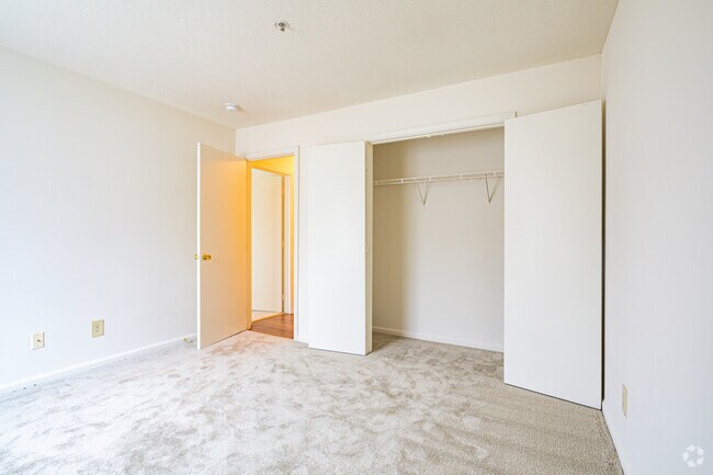 2BR, 2BA - Chickahominy Bluff Apartments - Tax Credit