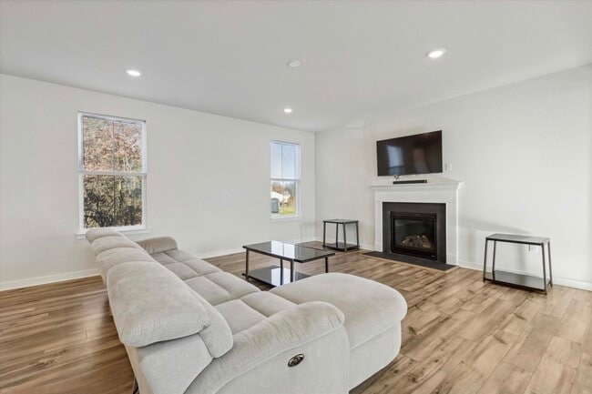 Photo - 1137 Mariwill Dr