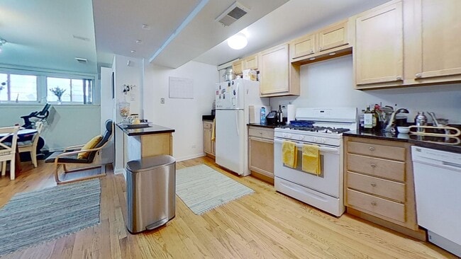 Photo - 2613 N Halsted St Unit G