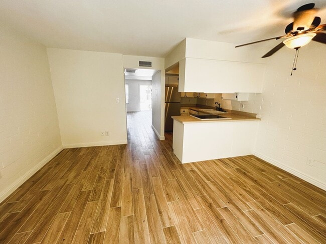 Photo - Prime Scottsdale Location! 2 bed 1.5 bath with community pool