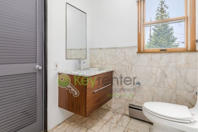 Photo - 755 Spring Valley Rd