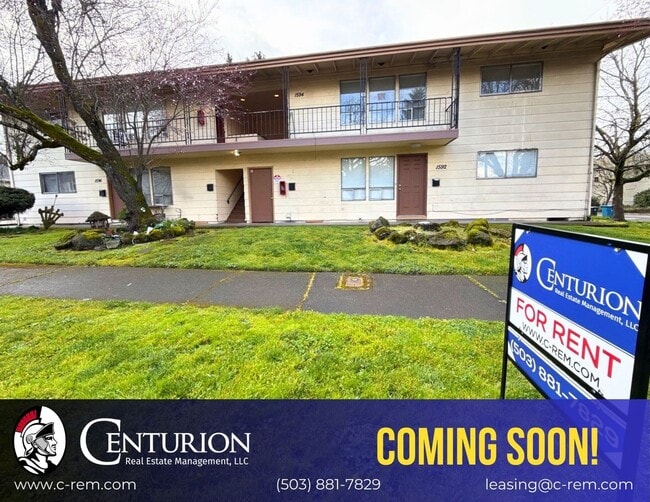 Building Photo - 1594 Tripp St SE