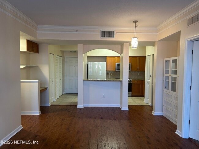 Photo - 10435 MIDTOWN Pky Unit 206