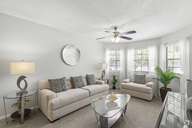 Living Room - Franklin Woods - Students: Save up to 10%! Rental