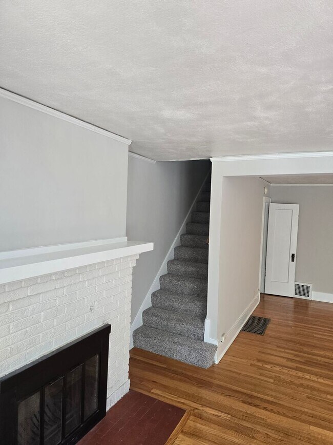 Photo - 4918-4920 California St Unit 4918 California St