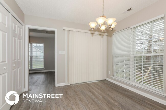 Photo - 7009 Gatwick Ln