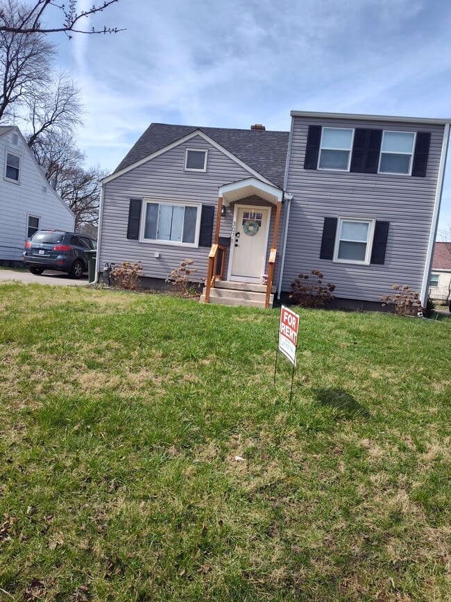 Building Photo - 3071 Karl Rd