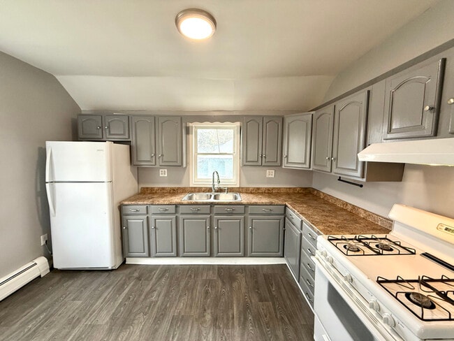 Building Photo - 1245 19th St