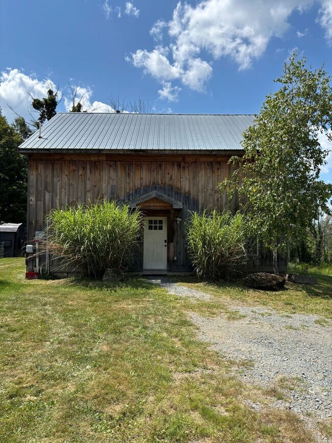 Photo - 663 Sterling Rd