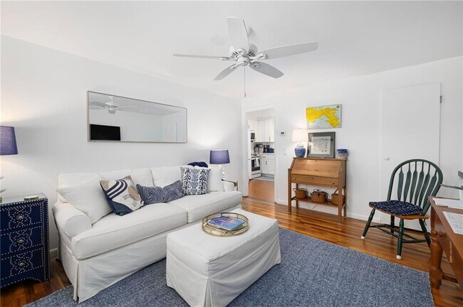 Photo - 70 Carroll Ave Unit 1009