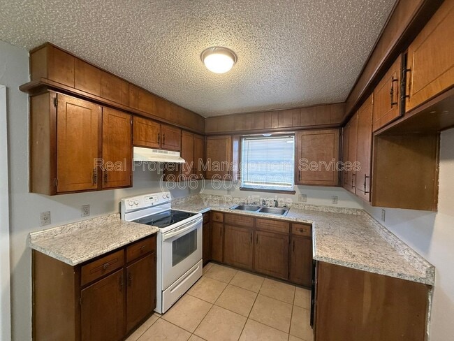 Photo - 5523 Fordham St