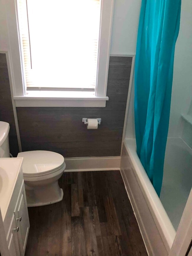 Photo - 2028 Oregon Ave Unit 2nd Fl