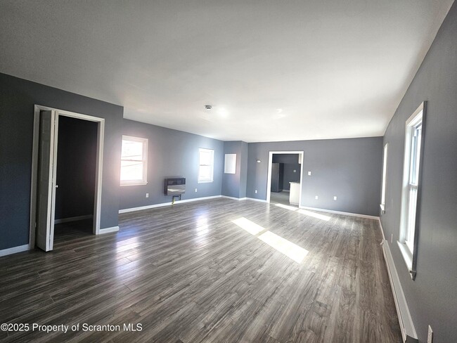 Photo - 125 N River St Apartment