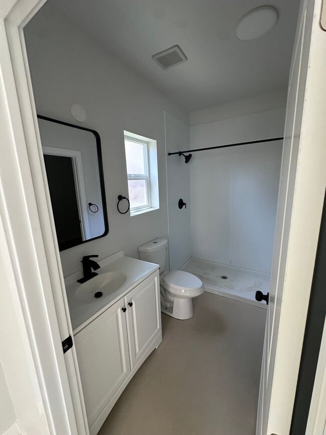 Photo - Brand new 3 bedroom house in quiet neighborhood (+FREE RENT!)