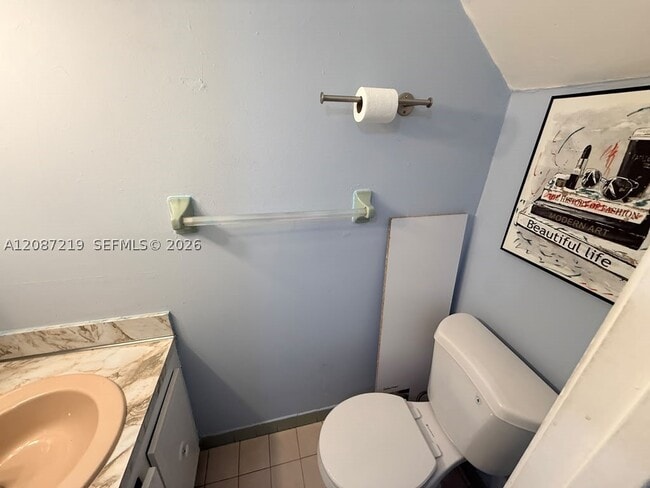 Photo - 1255 W 53rd St Unit 309