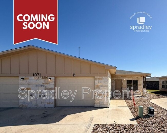 Building Photo - 1057 Hibiscus Dr